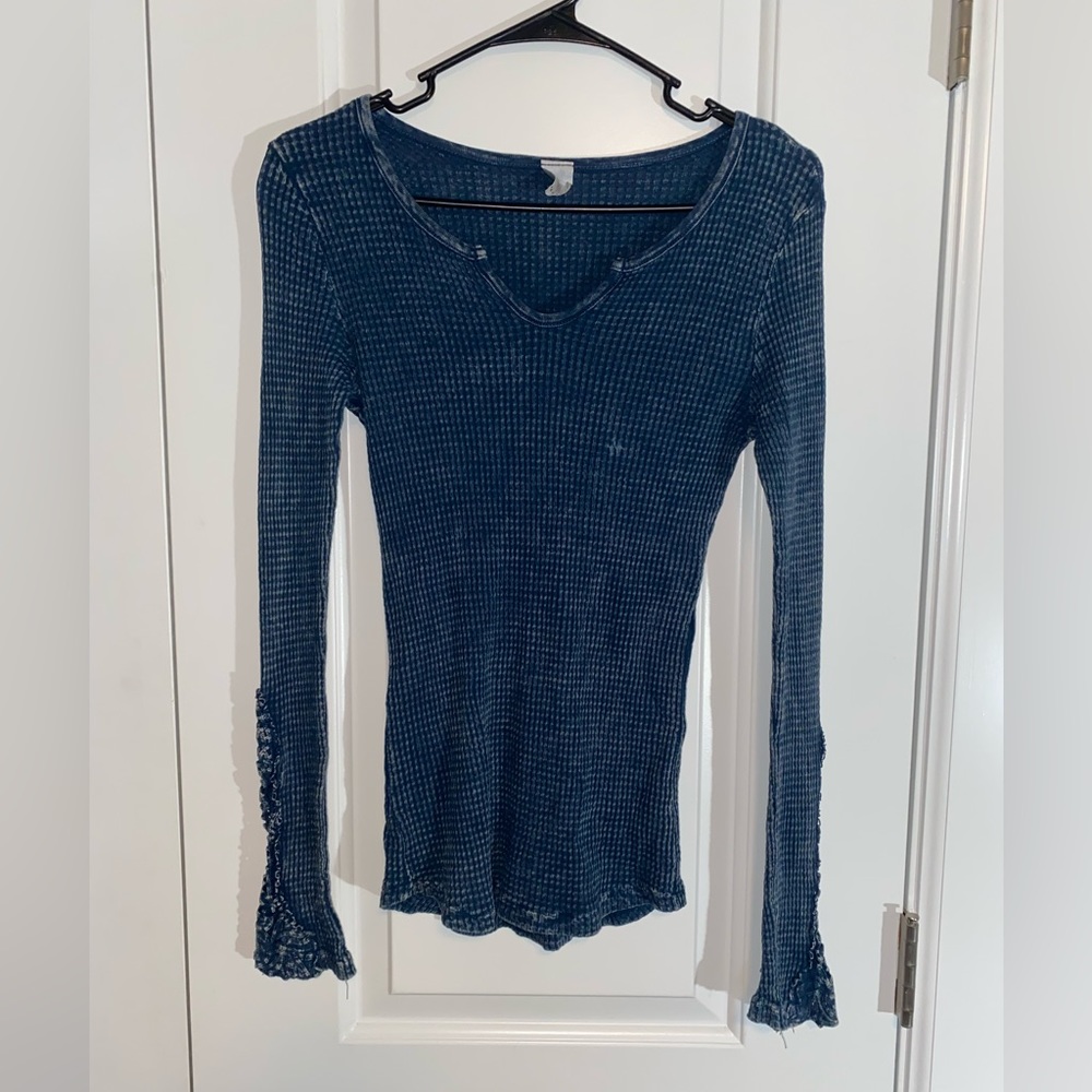 Blue top with sleeve detail